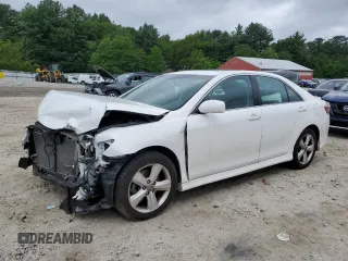 2011 Toyota Camry LE z VIN 4T1BF3EK2BU582886, wystawiony jako Copart lot #59133835 z przebiegiem Nie podano mil oraz Czysty tytuł • Clean title. Historia ofert i sprzedaży dostępna na DreamBid. Obrazek 1.