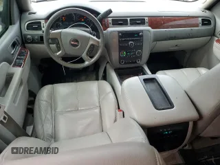 2014 GMC Yukon XL SLT with VIN 1GKS1KE03ER234487, listed as a Copart auction lot 74897284 with 198,965 mi miles and Salvage Title. Bid and sale history available at carsss.com. Image 8.