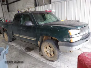 2003 Chevrolet Silverado 1500 LT with VIN 2GCEK19T431255603, listed as a IAAI auction lot 42146819 with 211,431 mi miles. Bid and sale history available at carsss.com. Image 1.