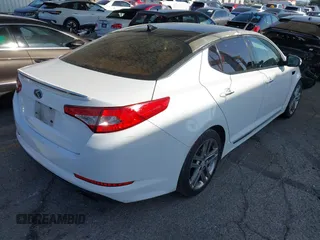 2013 Kia Optima SX with VIN 5XXGR4A62DG175031, listed as a IAAI auction lot 41835113 with 186,084 mi miles. Bid and sale history available at carsss.com. Image 4.
