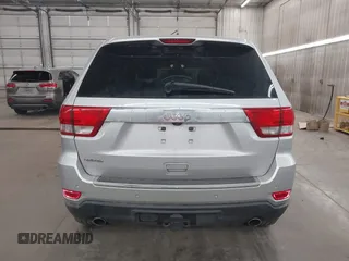 2012 Jeep Grand Cherokee Limited with VIN 1C4RJEBT0CC206480, listed as a IAAI auction lot 41902135 with 182,988 mi miles. Bid and sale history available at carsss.com. Image 16.