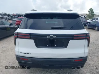 2025 Chevrolet Traverse FWD LT с VIN 1GNERGRS8SJ211623, выставлен на аукционе IAAI как лот 42561606 с пробегом 6 562 миль миль и . История ставок и продаж доступна на DreamBid. Изображение 15.