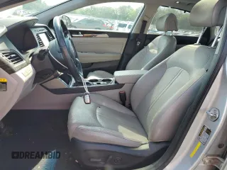 2017 Hyundai Sonata Hybrid Limited with VIN KMHE34L1XHA054805, listed as a Copart auction lot 63277533 with 117,229 mi miles. Bid and sale history available at carsss.com. Image 7.