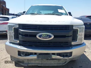 2019 Ford F-250 XL с VIN 1FD7W2B61KEG48751, выставлен на аукционе IAAI как лот 42595513 с пробегом Не указан миль и . История ставок и продаж доступна на DreamBid. Изображение 6.