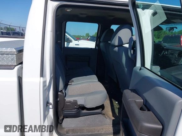 2011 Ford F-250 XL with VIN 1FT7W2B6XBED04727, listed as a IAAI auction lot 42484804 with 59,877 mi miles and . Bid and sale history available at DreamBid. Image 8.