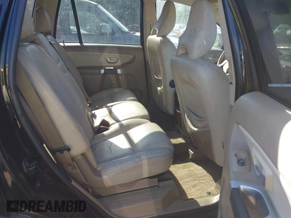 2010 Volvo XC90 I6 with VIN YV4982CZ7A1534370, listed as a IAAI auction lot 41972085 with 276,494 mi miles. Bid and sale history available at carsss.com. Image 8.