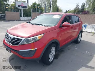 2013 Kia Sportage LX with VIN KNDPBCA26D7355889, listed as a IAAI auction lot 42054415 with 136,859 mi miles. Bid and sale history available at carsss.com. Image 6.