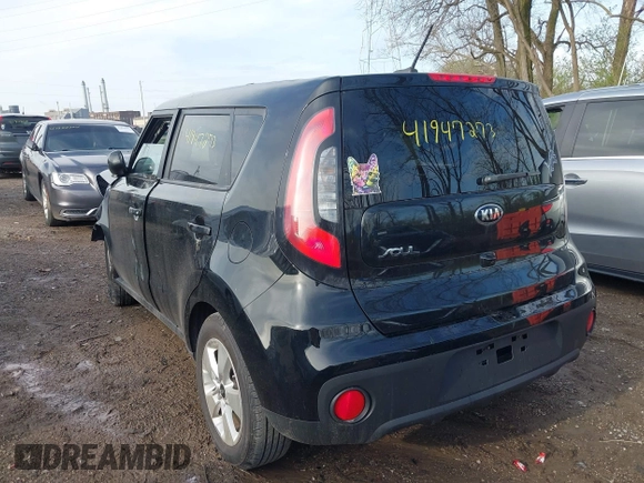 2019 Kia Soul with VIN KNDJN2A22K7685873, listed as a IAAI auction lot 41947273 with 58,560 mi miles and . Bid and sale history available at DreamBid. Image 3.