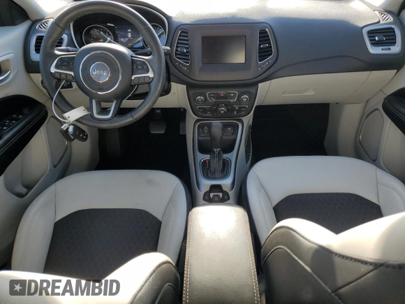 2019 Jeep Compass Latitude with VIN 3C4NJCBB5KT699408, listed as a Copart auction lot 53123705 with 25,403 mi miles and Salvage title. Bid and sale history available at DreamBid. Image 8.
