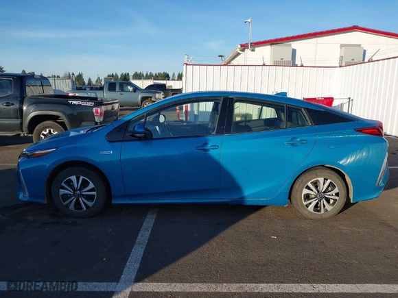 2017 Toyota Prius Prime Plus with VIN JTDKARFP2H3037687, listed as a IAAI auction lot 41346949 with NaN miles. Bid and sale history available at carsss.com. Image 14.