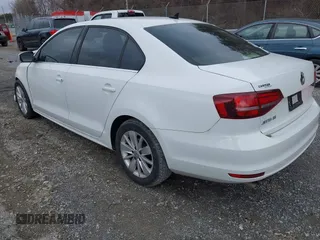 2016 Volkswagen Jetta Sedan 1.4T SE with VIN 3VWD67AJ3GM392427, listed as a IAAI auction lot 41704763 with 84,152 mi miles. Bid and sale history available at carsss.com. Image 3.