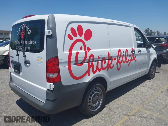 2017 Mercedes-Benz Metris Cargo with VIN WD3PG2EA8H3258875, listed as a IAAI auction lot 42517418 with 29,044 mi miles and . Bid and sale history available at DreamBid. Image 4.