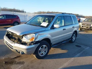 2005 Honda Pilot EX-L z VIN 2HKYF18705H524588, wystawiony jako IAAI lot #41445676 z przebiegiem 123 572 mil mil oraz . Historia ofert i sprzedaży dostępna na DreamBid. Obrazek 2.