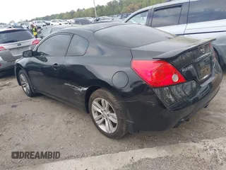 2011 Nissan Altima 2.5 S with VIN 1N4AL2EP2BC181493, listed as a IAAI auction lot 41960703 with 143,864 mi miles. Bid and sale history available at carsss.com. Image 3.