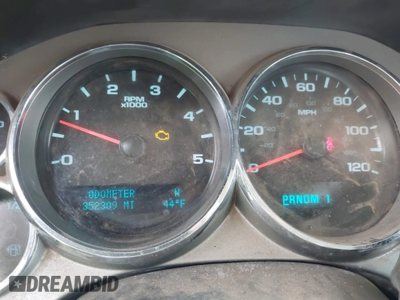 2009 Chevrolet Silverado 3500HD with VIN 1GBHK83699F159061, listed as a IAAI auction lot 41982560 with 352,309 mi miles and . Bid and sale history available at DreamBid. Image 7.