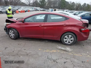 2016 Hyundai Elantra SE z VIN 5NPDH4AE9GH753695, wystawiony jako IAAI lot #41617429 z przebiegiem 165 401 mil mil oraz . Historia ofert i sprzedaży dostępna na DreamBid. Obrazek 14.