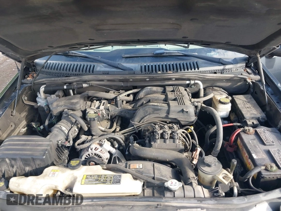 2010 Ford Explorer Eddie Bauer with VIN 1FMEU7EE2AUB02753, listed as a IAAI auction lot 42179071 with 139,369 mi miles. Bid and sale history available at carsss.com. Image 10.