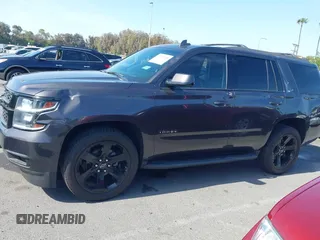 2017 Chevrolet Tahoe LT с VIN 1GNSCBKC6HR323891, выставлен на аукционе IAAI как лот 42335298 с пробегом 82 576 миль миль и . История ставок и продаж доступна на DreamBid. Изображение 14.