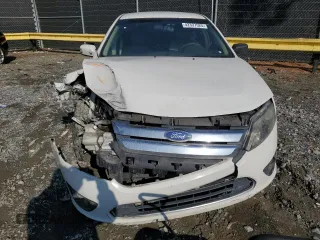 2011 Ford Fusion SE with VIN 3FAHP0HA2BR288253, listed as a Copart auction lot 42337525 with 190,787 mi miles and Clean Title. Bid and sale history available at carsss.com. Image 5.