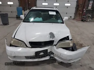 2000 Acura TL with VIN 19UUA5662YA015081, listed as a IAAI auction lot 41639430 with 133,577 mi miles. Bid and sale history available at carsss.com. Image 12.