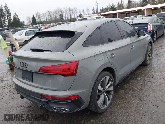 2022 Audi SQ5 Sportback Premium Plus z VIN WA124AFY0N2035403, wystawiony jako IAAI lot #41630485 z przebiegiem 31 342 mil mil oraz . Historia ofert i sprzedaży dostępna na DreamBid. Obrazek 4.