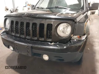2015 Jeep Patriot Sport z VIN 1C4NJPBA0FD349694, wystawiony jako IAAI lot #42131058 z przebiegiem 126 411 mil mil oraz . Historia ofert i sprzedaży dostępna na DreamBid. Obrazek 6.