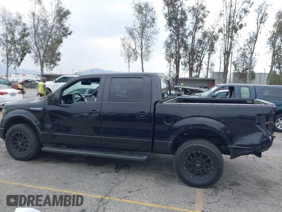 2014 Ford F-150 XL with VIN 1FTFW1CF0EFA45457, listed as a IAAI auction lot 41447000 with 169,984 mi miles and . Bid and sale history available at DreamBid. Image 15.