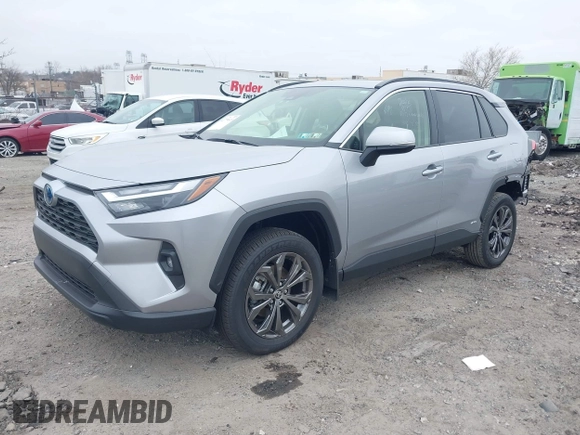 2024 Toyota RAV4 Hybrid XLE Premium with VIN JTMB6RFV0RD140022, listed as a IAAI auction lot 41779613 with 923 mi miles. Bid and sale history available at carsss.com. Image 2.