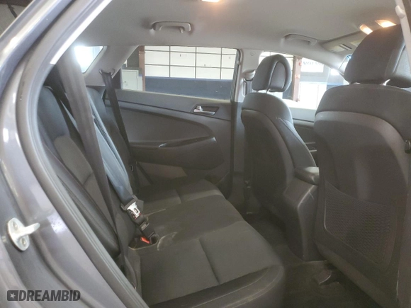 2016 Hyundai Tucson SE with VIN KM8J33A44GU106206, listed as a Copart auction lot 52543305 with 116,751 mi miles and Clean Title. Bid and sale history available at carsss.com. Image 11.
