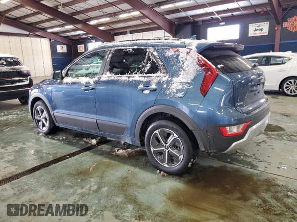 2024 Kia Niro EX Touring with VIN KNDCR3LE5R5138015, listed as a Copart auction lot 41830235 with 15,945 mi miles and Clean Title. Bid and sale history available at carsss.com. Image 2.