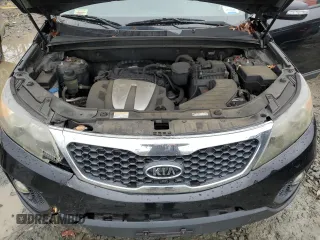 2012 Kia Sorento LX with VIN 5XYKT4A29CG196963, listed as a Copart auction lot 83060574 with 246,500 mi miles and Salvage Title. Bid and sale history available at carsss.com. Image 12.