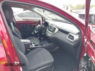 2016 Kia Sorento LX with VIN 5XYPGDA59GG180661, listed as a IAAI auction lot 42068449 with 158,463 mi miles. Bid and sale history available at carsss.com. Image 5.