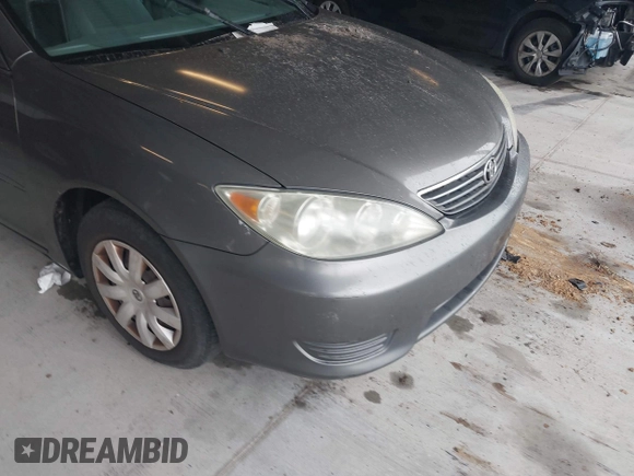 2006 Toyota Camry STD with VIN 4T1BE30K86U705252, listed as a IAAI auction lot 42223575 with 207,103 mi miles and . Bid and sale history available at DreamBid. Image 6.