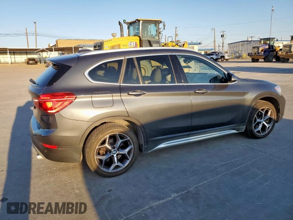 2019 BMW X1 xDrive28i with VIN WBXHT3C51K3H34687, listed as a Copart auction lot 50135845 with 59,549 mi miles and Salvage Title. Bid and sale history available at carsss.com. Image 3.