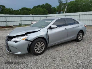 2015 Toyota Camry XLE z VIN 4T1BF1FK3FU481249, wystawiony jako Copart lot #54396955 z przebiegiem 102 674 mil mil oraz Szkoda całkowita • Salvage title. Historia ofert i sprzedaży dostępna na DreamBid. Obrazek 1.