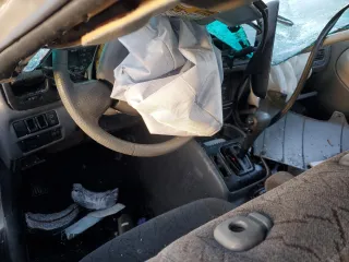 2003 Chevrolet Tracker ZR2 z VIN 2CNBJ734736913357, wystawiony jako Copart lot #86546884 z przebiegiem Nie podano mil oraz Nie do naprawy • Non repairable. Historia ofert i sprzedaży dostępna na DreamBid. Obrazek 8.