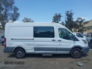 2016 Ford Transit Cargo z VIN 1FTBW2CM4GKA02611, wystawiony jako IAAI lot #41845080 z przebiegiem 175 109 mil mil oraz . Historia ofert i sprzedaży dostępna na DreamBid. Obrazek 12.