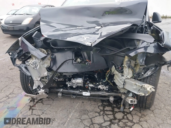2024 Tesla Model Y с VIN 7SAYGDED6RF102745, выставлен на аукционе IAAI как лот 41824709 с пробегом 13 842 миль миль и . История ставок и продаж доступна на DreamBid. Изображение 6.
