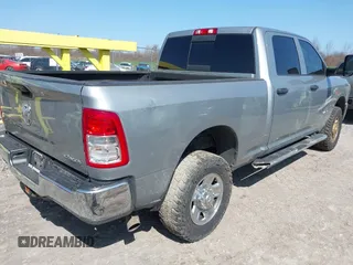 2022 Ram 2500 Tradesman with VIN 3C6UR5CL8NG280660, listed as a IAAI auction lot 42077678 with 84,009 mi miles and . Bid and sale history available at DreamBid. Image 4.