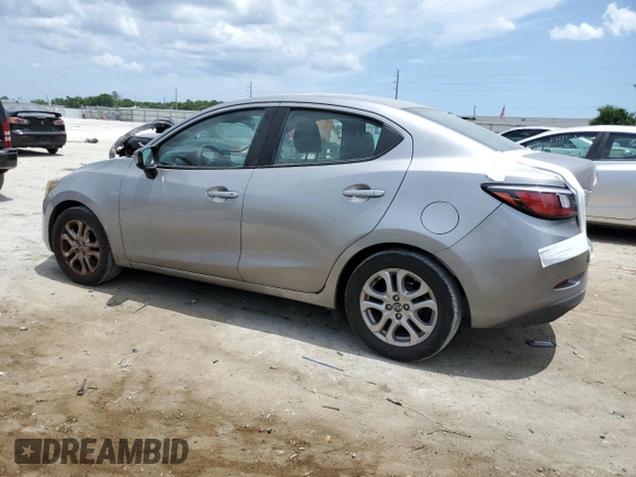2016 Scion iA z VIN 3MYDLBZV5GY101992, wystawiony jako Copart lot #55392265 z przebiegiem 120 669 mil mil oraz Szkody całkowita. Historia ofert i sprzedaży dostępna na DreamBid. Obrazek 2.