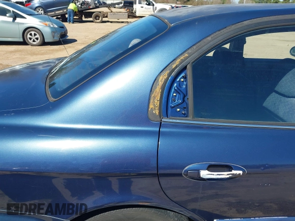 2003 Hyundai Sonata with VIN KMHWF25SX3A790609, listed as a IAAI auction lot 41716098 with 216,240 mi miles. Bid and sale history available at carsss.com. Image 12.