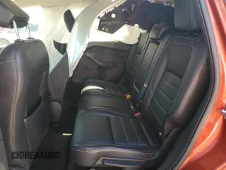 2019 Ford Escape Titanium z VIN 1FMCU9J90KUC24993, wystawiony jako Copart lot #61917895 z przebiegiem 57 101 mil mil oraz Czysty tytuł • Clean title. Historia ofert i sprzedaży dostępna na DreamBid. Obrazek 11.