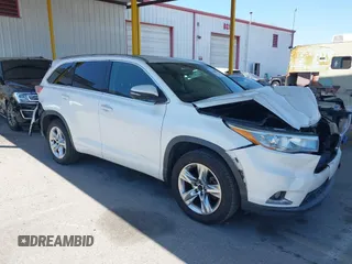 2015 Toyota Highlander Limited with VIN 5TDYKRFH0FS046559, listed as a IAAI auction lot 42288804 with 106,643 mi miles and . Bid and sale history available at DreamBid. Image 1.
