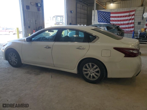 2018 Nissan Altima 2.5 SR with VIN 1N4AL3APXJC170994, listed as a Copart auction lot 48961525 with 138,716 mi miles and Salvage Title. Bid and sale history available at carsss.com. Image 2.