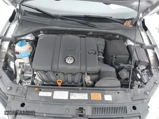 2013 Volkswagen Passat SE w/Sunroof with VIN 1VWBH7A35DC005005, listed as a IAAI auction lot 41150825 with 90,467 mi miles. Bid and sale history available at carsss.com. Image 10.