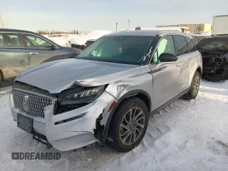 2020 Lincoln Corsair Standard z VIN 5LMCJ1D97LUL25663, wystawiony jako Copart lot #46253365 z przebiegiem 51 025 mil mil oraz Szkoda całkowita • Salvage title. Historia ofert i sprzedaży dostępna na DreamBid. Obrazek 1.