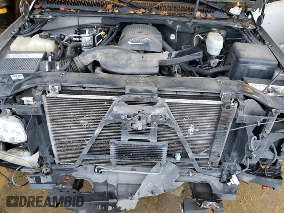 2005 Chevrolet Suburban LS z VIN 3GNEC16Z85G106604, wystawiony jako Copart lot #84952804 z przebiegiem 259 848 mil mil oraz Szkoda całkowita • Salvage title. Historia ofert i sprzedaży dostępna na DreamBid. Obrazek 12.