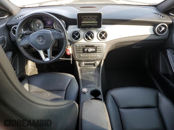 2014 Mercedes-Benz CLA 250 with VIN WDDSJ4EB7EN049199, listed as a Copart auction lot 62329275 with 188,065 mi miles and Salvage title. Bid and sale history available at DreamBid. Image 8.