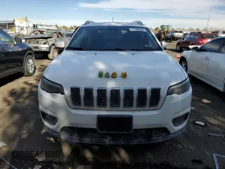 2021 Jeep Cherokee Latitude with VIN 1C4PJMCB4MD136078, listed as a Copart auction lot 43788135 with 78,256 mi miles and Salvage title. Bid and sale history available at DreamBid. Image 5.