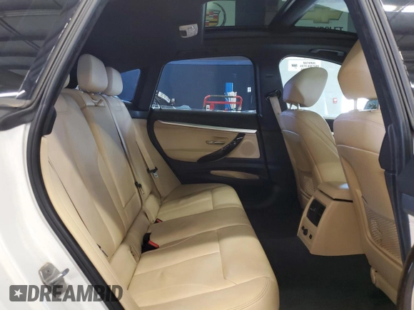 2017 BMW 3 Series 330i xDrive with VIN WBA8Z9C38HG826601, listed as a Copart auction lot 51782145 with 118,967 mi miles and Clean Title. Bid and sale history available at DreamBid. Image 10.